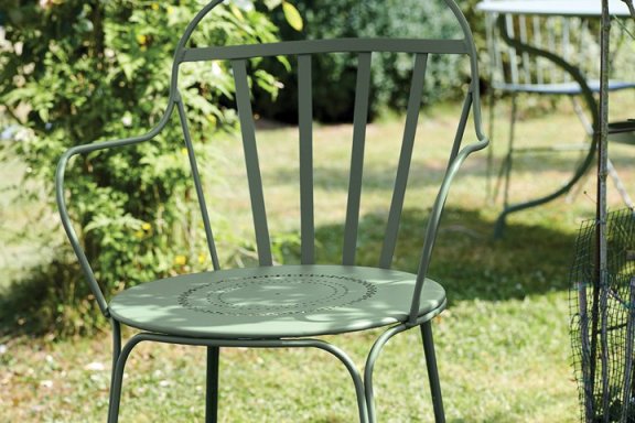 Louvre Armchair in Cactus